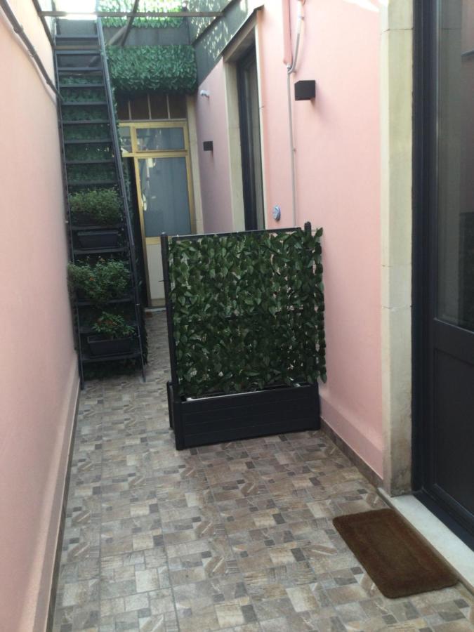 B&B Affittacamere Trigona Misterbianco Buitenkant foto
